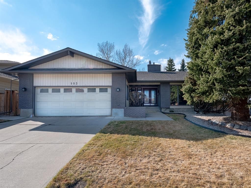 Main Photo: 103 Midpark Crescent SE in Calgary: Midnapore Detached for sale : MLS®# A1208902