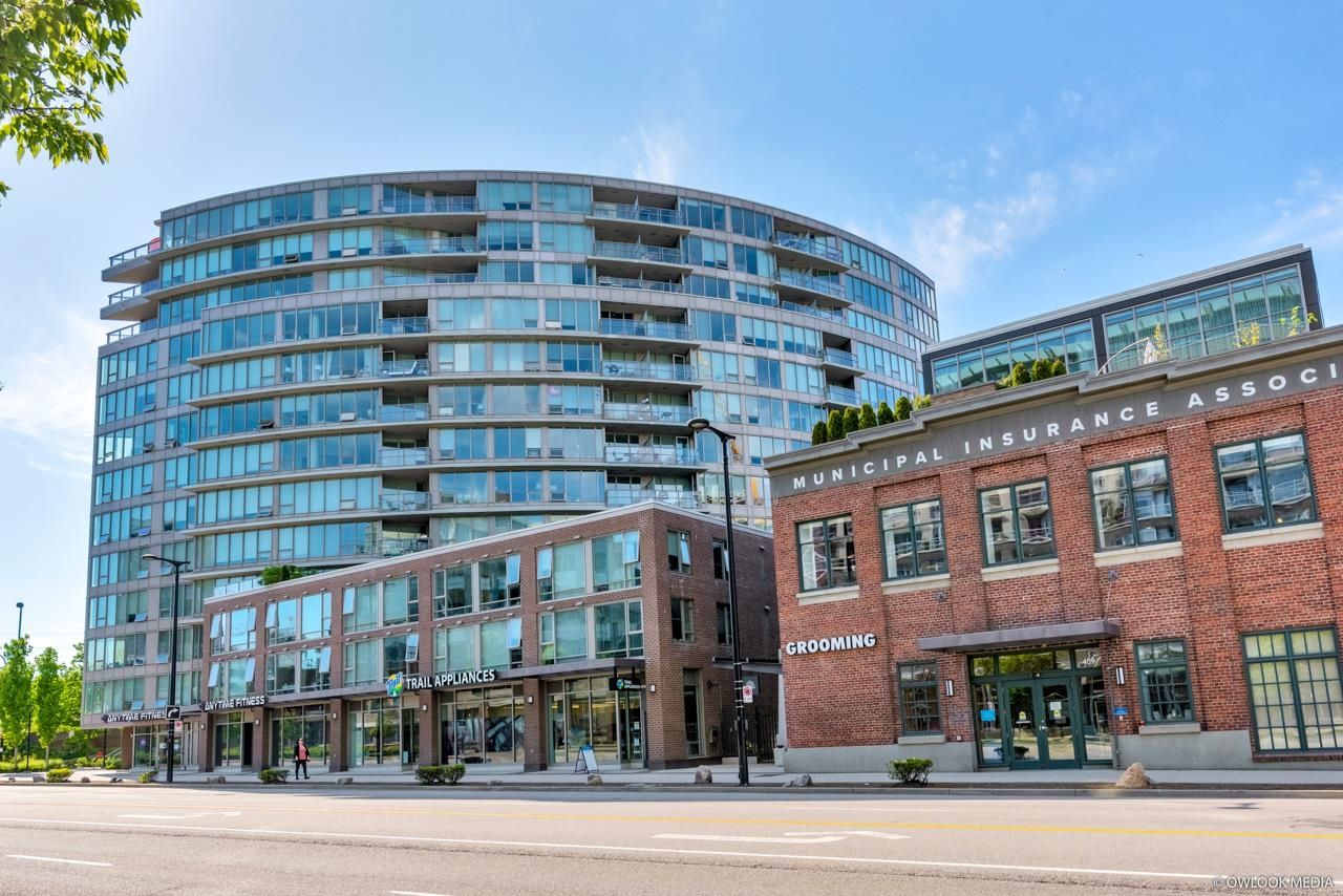 Main Photo: 1011 445 W 2ND AVENUE in Vancouver: False Creek Condo for sale (Vancouver West)  : MLS®# R2643916