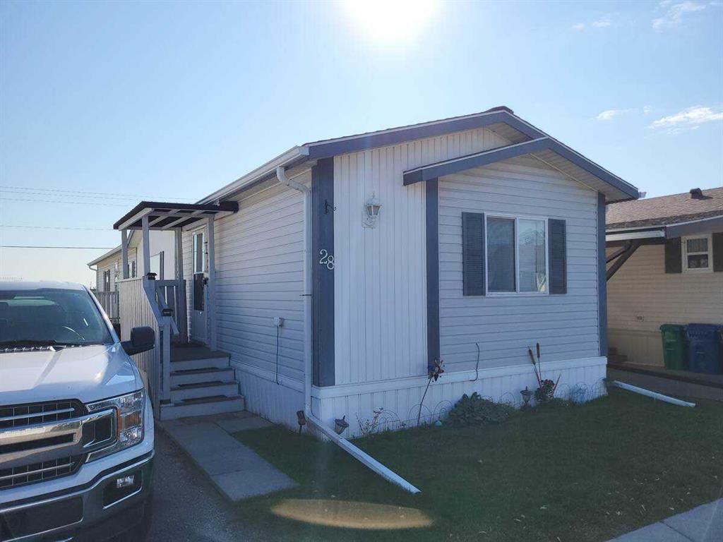 Main Photo: 28 1101 84th Street NE in Calgary: Abbeydale Mobile for sale : MLS®# A2088432