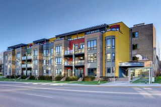 Photo 1: 210 611 Edmonton Trail NE in Calgary: Crescent Heights Apartment for sale : MLS®# A1215229