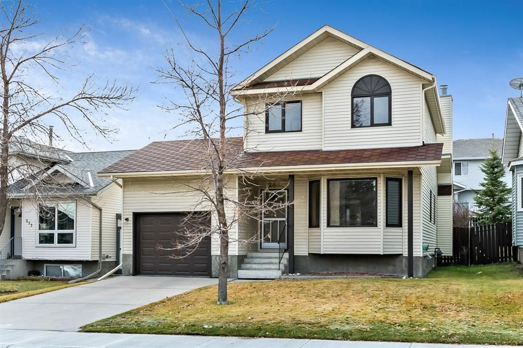 Main Photo: 261 Sandstone Drive NW in Calgary: Sandstone Valley Detached for sale : MLS®# A1042242
