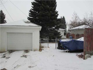 Photo 10: 5819 21 Street SW in Calgary: North Glenmore Residential Detached Single Family for sale : MLS®# C3652293