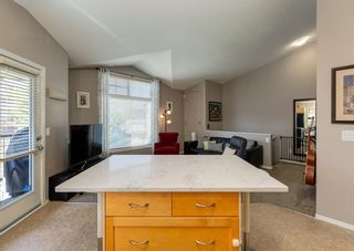 Photo 6: 206 11 Everridge Square SW in Calgary: Evergreen Row/Townhouse for sale : MLS®# A2003562