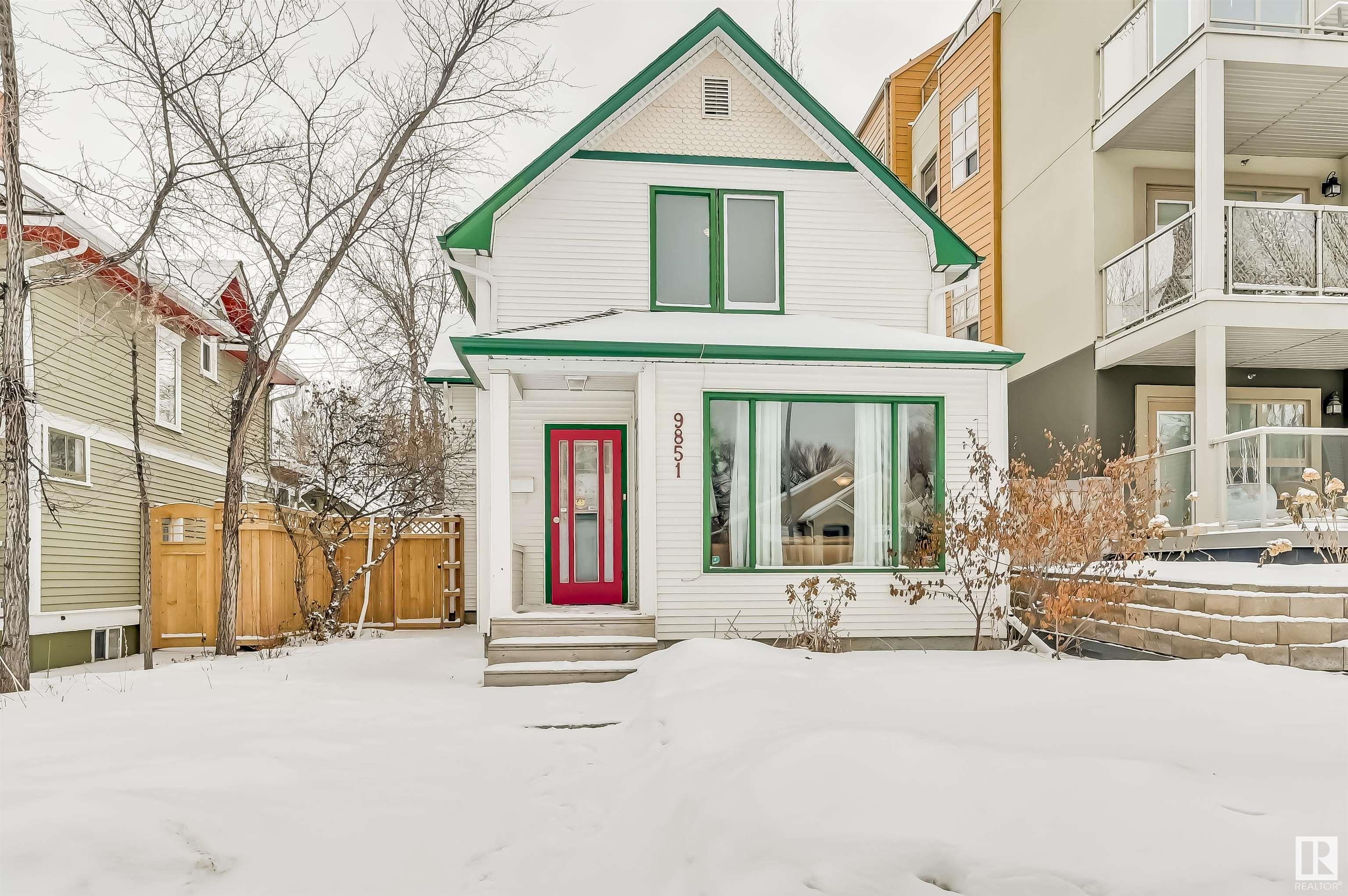Main Photo: 9851 86 Avenue in Edmonton: Zone 15 House for sale : MLS®# E4329946