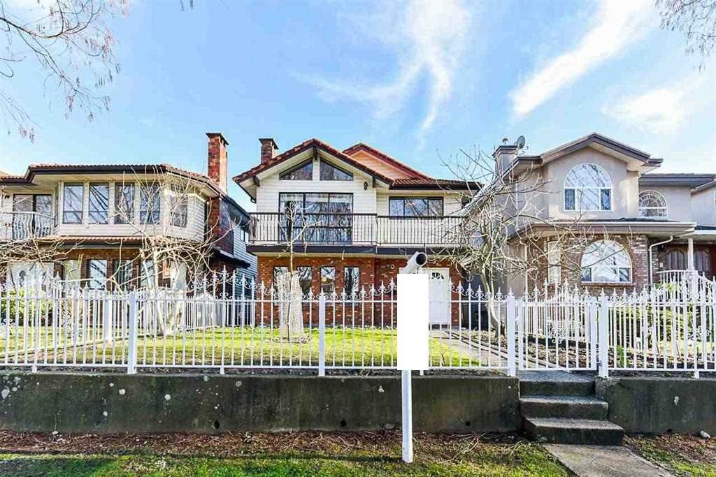 Main Photo: 5852 KERR Street in Vancouver: Killarney VE House for sale (Vancouver East)  : MLS®# R2530148