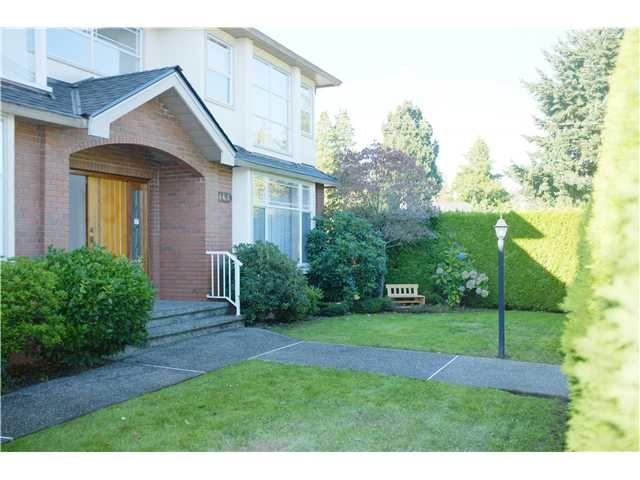 Main Photo: 468 W 28th Avenue in Vancouver: House for sale : MLS®# V1029259