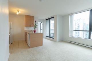 Photo 2: 2704 928 HOMER Street in Vancouver: Yaletown Condo for sale (Vancouver West)  : MLS®# R2857739