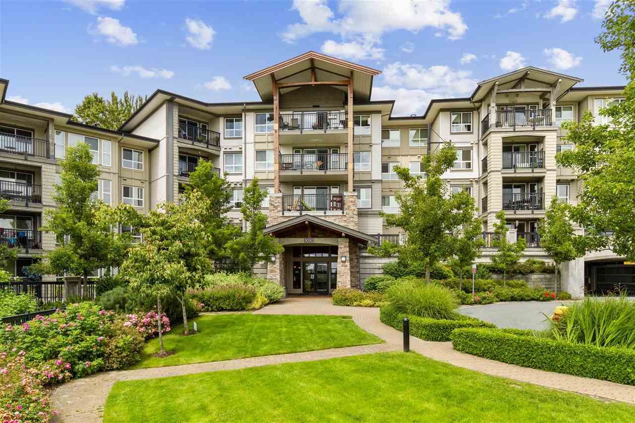 Main Photo: 209 3050 DAYANEE SPRINGS Boulevard in Coquitlam: Westwood Plateau Condo for sale : MLS®# R2509975