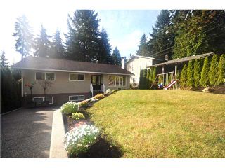Photo 1: 1037 DORAN Road in North Vancouver: Lynn Valley House for sale : MLS®# V976888