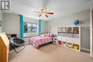 Photo 11: 2339 Suffolk Cres in Courtenay: House for sale : MLS®# 961811