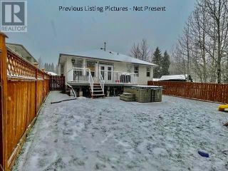 Photo 2: 6874 EUGENE ROAD in Prince George: House for sale : MLS®# R2756944