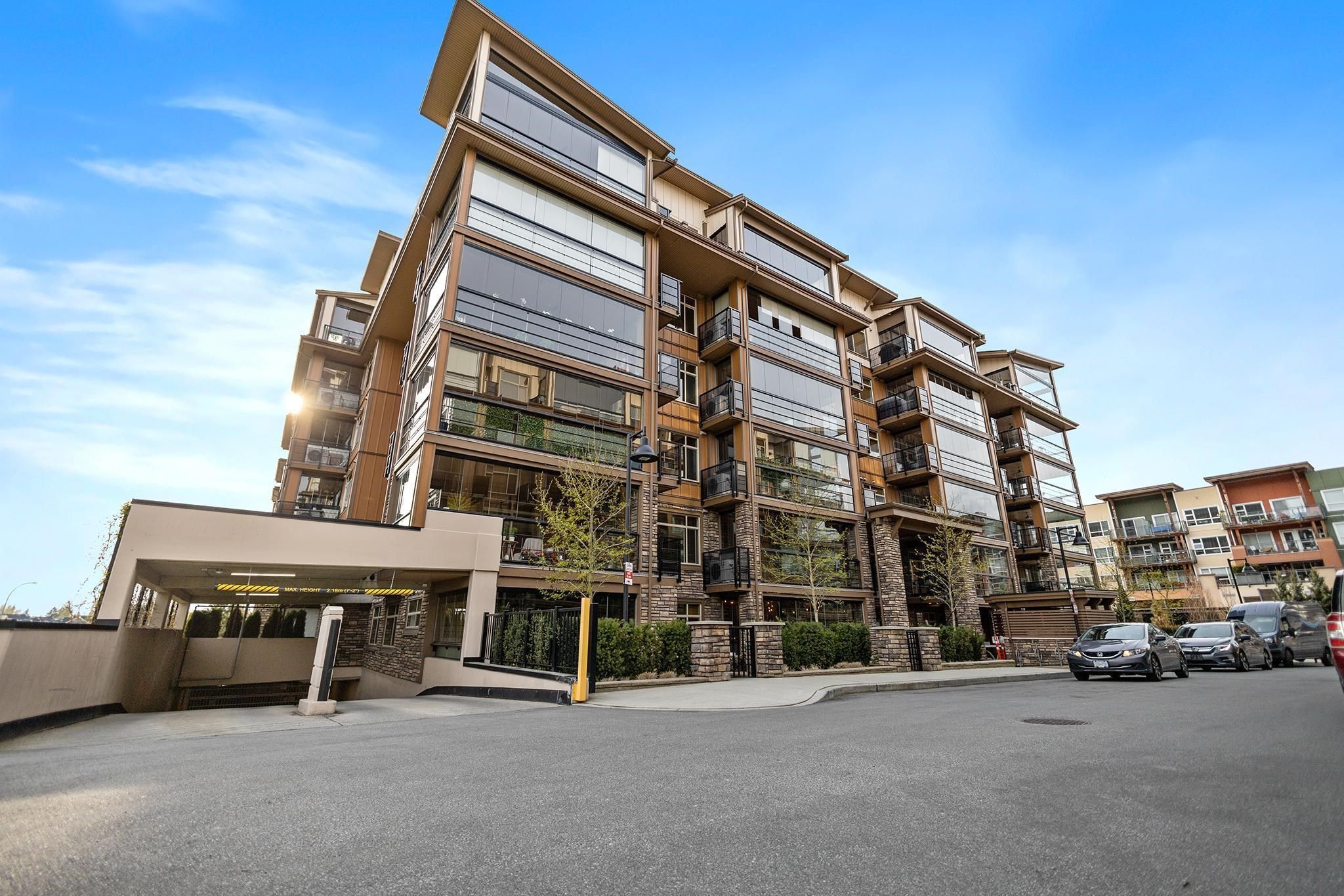 Main Photo: A604 20716 WILLOUGHBY TOWN CENTRE Drive in Langley: Willoughby Heights Condo for sale in "YORKSON DOWNS" : MLS®# R2683724