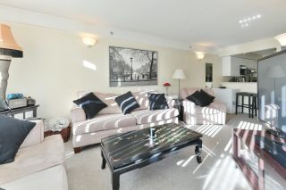 Photo 2: 303 1272 COMOX STREET in Vancouver: West End VW Condo for sale (Vancouver West)  : MLS®# R2629937