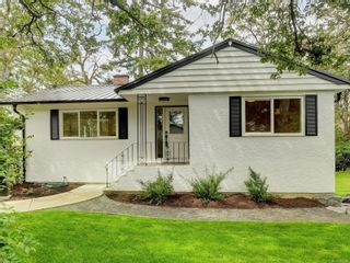 Photo 3: 970 Ridgeway St in Saanich: SE Swan Lake House for sale (Saanich East)  : MLS®# 907923