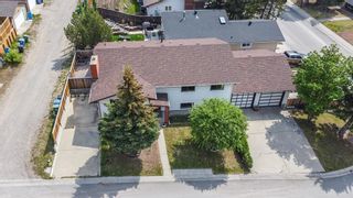 Photo 1: 95 Silver Ridge Rise NW in Calgary: Silver Springs Detached for sale : MLS®# A2052162