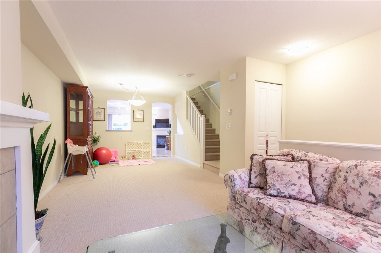 Photo 5: Photos: 9197 CAMERON Street in Burnaby: Sullivan Heights Townhouse for sale (Burnaby North)  : MLS®# R2387140