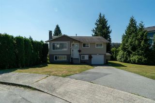 Photo 2: 700 DELESTRE Avenue in Coquitlam: Coquitlam West House for sale : MLS®# R2700936