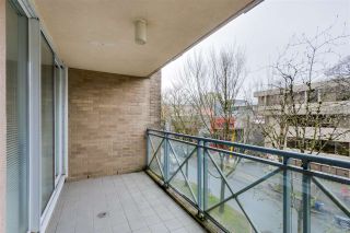 Photo 14: 303 500 W 10TH Avenue in Vancouver: Fairview VW Condo for sale in "Cambridge Court" (Vancouver West)  : MLS®# R2050237