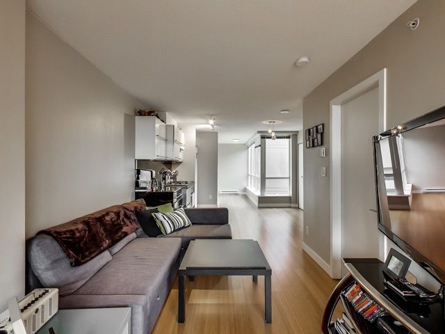 Main Photo: 606 718 MAIN Street in Vancouver: Mount Pleasant VE Condo for sale in "GINGER" (Vancouver East)  : MLS®# R2043666