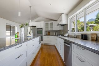 Photo 10: 4720 RUTLAND Road in West Vancouver: Caulfeild House for sale : MLS®# R2726263