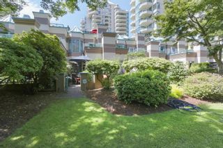 Photo 1: 350 TAYLOR Way in West Vancouver: Park Royal Townhouse for sale in "The Westroyal" : MLS®# R2742992
