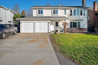 Photo 1: 7480 122A Street in Surrey: West Newton House for sale : MLS®# R2847777