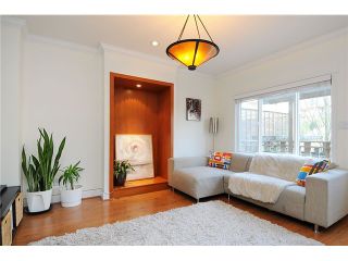 Photo 7: 4472 QUEBEC Street in Vancouver: Main House for sale in "MAIN STREET" (Vancouver East)  : MLS®# V1037297