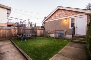 Photo 11: 2288 MANNERING AVENUE in Vancouver: Victoria VE 1/2 Duplex for sale (Vancouver East)  : MLS®# R2710264