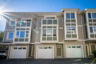 Photo 2: 7 6498 ELGIN Avenue in Burnaby: Forest Glen BS Townhouse for sale (Burnaby South)  : MLS®# R2721969