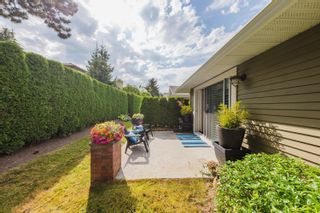 Photo 16: 20 2672 151 Street in Surrey: Sunnyside Park Surrey Townhouse for sale in "Westerlea" (South Surrey White Rock)  : MLS®# R2721442