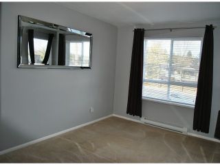 Photo 15: 205 6390 196TH Street in Langley: Willoughby Heights Condo for sale in "WillowGate" : MLS®# F1402984