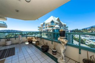 Photo 3: 17E 338 TAYLOR Way in West Vancouver: Park Royal Condo for sale in "The West Royal" : MLS®# R2204846