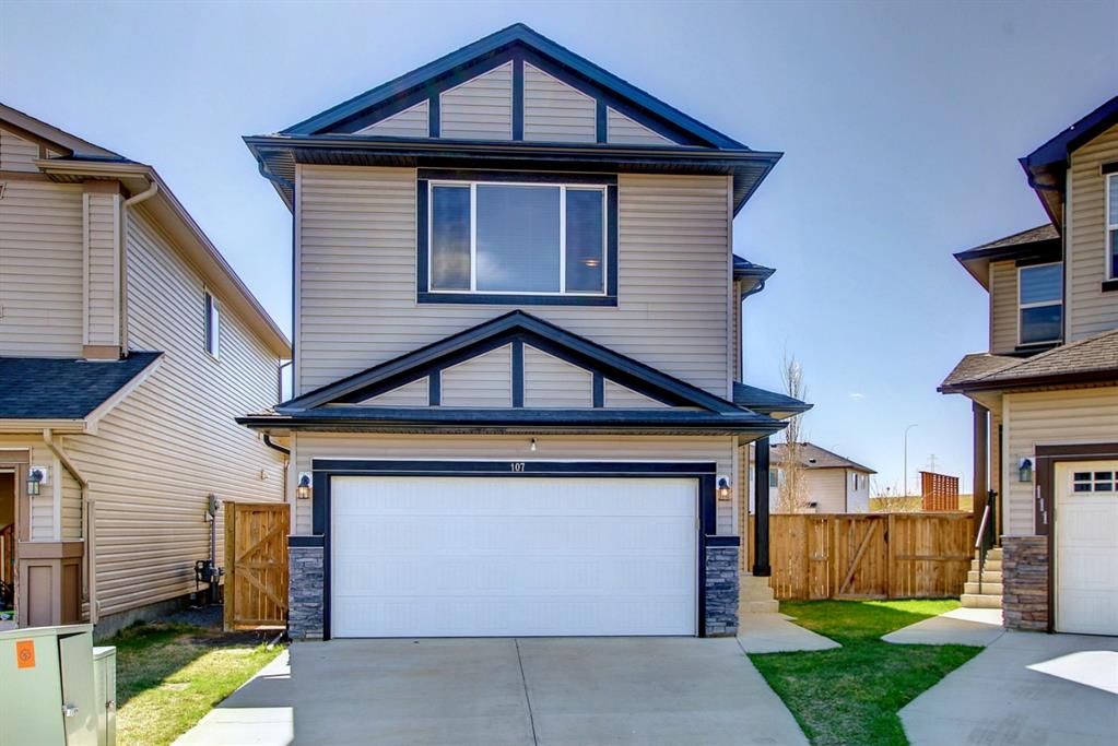 Main Photo: 107 Covecreek Court NE in Calgary: Coventry Hills Detached for sale : MLS®# A1212573