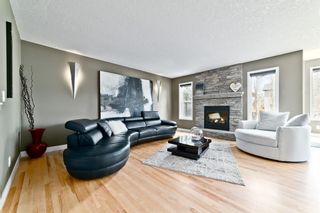 Photo 2: 32 Cougar Ridge Link SW in Calgary: Cougar Ridge Detached for sale : MLS®# A1219383