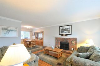 Photo 3: 479 MIDVALE Street in Coquitlam: Central Coquitlam House for sale : MLS®# R2237046
