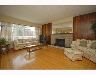Photo 3: 2569 ANCASTER Crest in Vancouver East: Fraserview VE Home for sale ()  : MLS®# V704620