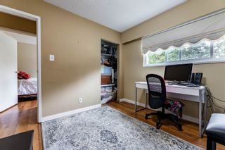 Photo 25: 12964 GLENGARRY Crescent in Surrey: Queen Mary Park Surrey House for sale : MLS®# R2715977