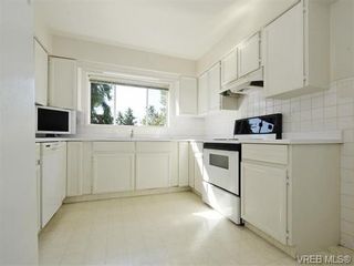 Photo 5: 1760 Triest Cres in VICTORIA: SE Gordon Head House for sale (Saanich East)  : MLS®# 742971