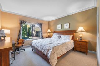 Photo 19: 2238 148A Street in Surrey: Sunnyside Park Surrey House for sale (South Surrey White Rock)  : MLS®# R2675334