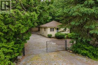 Photo 1: 75 MCGUIRE BEACH RD E in Kawartha Lakes: House for sale : MLS®# X6761436