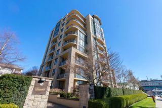 Photo 4: 502 15445 VINE Avenue: White Rock Condo for sale in "SHEARWATER RESIDENCES" (South Surrey White Rock)  : MLS®# R2796087