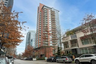 Photo 1: 803 1169 W CORDOVA Street in Vancouver: Coal Harbour Condo for sale in "One Harbour Green" (Vancouver West)  : MLS®# R2742498