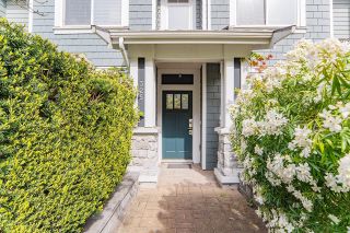 Photo 2: 325 W 59TH Avenue in Vancouver: South Cambie Townhouse for sale in "Langara Green" (Vancouver West)  : MLS®# R2879670