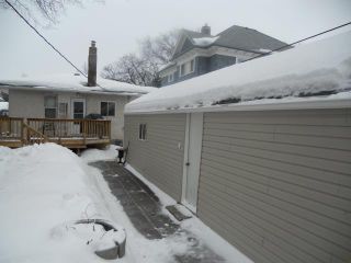 Photo 3:  in WINNIPEG: St Boniface Residential for sale (South East Winnipeg)  : MLS®# 1104352