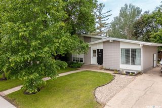 Photo 3: 810 Arlington Avenue in Saskatoon: Greystone Heights Residential for sale : MLS®# SK974024