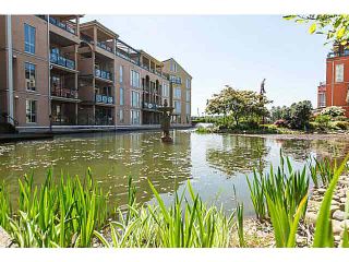 Photo 16: 402 2 RENAISSANCE Square in New Westminster: Quay Condo for sale in "THE LIDO" : MLS®# V1121816
