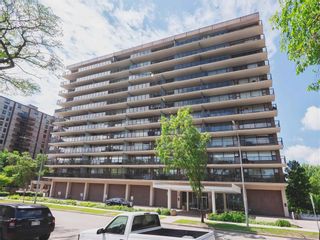 Photo 1: 402 99 Wellington Crescent in Winnipeg: Osborne Village Condominium for sale (1B)  : MLS®# 202221043