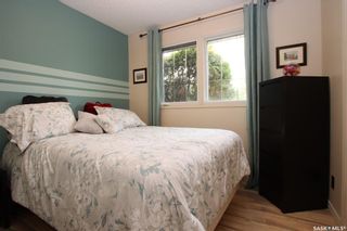 Photo 17: 207 Stone Crescent in Saskatoon: Fairhaven Residential for sale : MLS®# SK874910