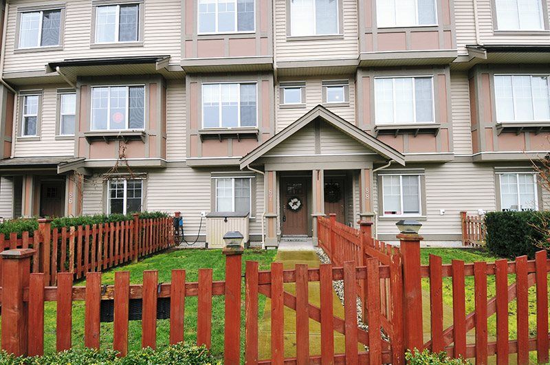Photo 2: Photos: 87 10151 240 Street in Maple Ridge: Albion Townhouse for sale in "ALBION STATION" : MLS®# R2442922