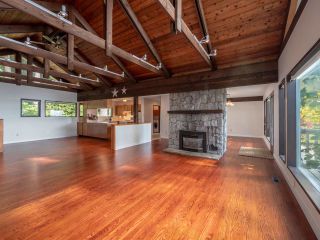 Photo 10: 877 GOWER POINT Road in Gibsons: Gibsons & Area House for sale (Sunshine Coast)  : MLS®# R2419918